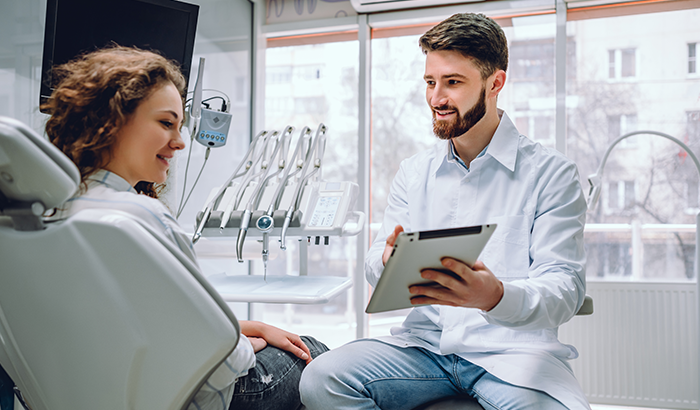 5 Reasons to Look for a Dental Specialist with an On Site Laboratory